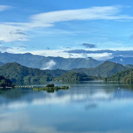 Sun Moon Lake Queen Castle Hotel 日月潭皇后古堡飯店 Ючи Екстериор снимка