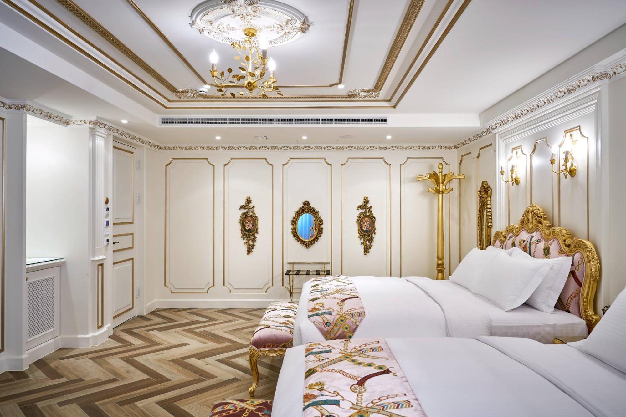 Sun Moon Lake Queen Castle Hotel 日月潭皇后古堡飯店 Ючи Стая снимка
